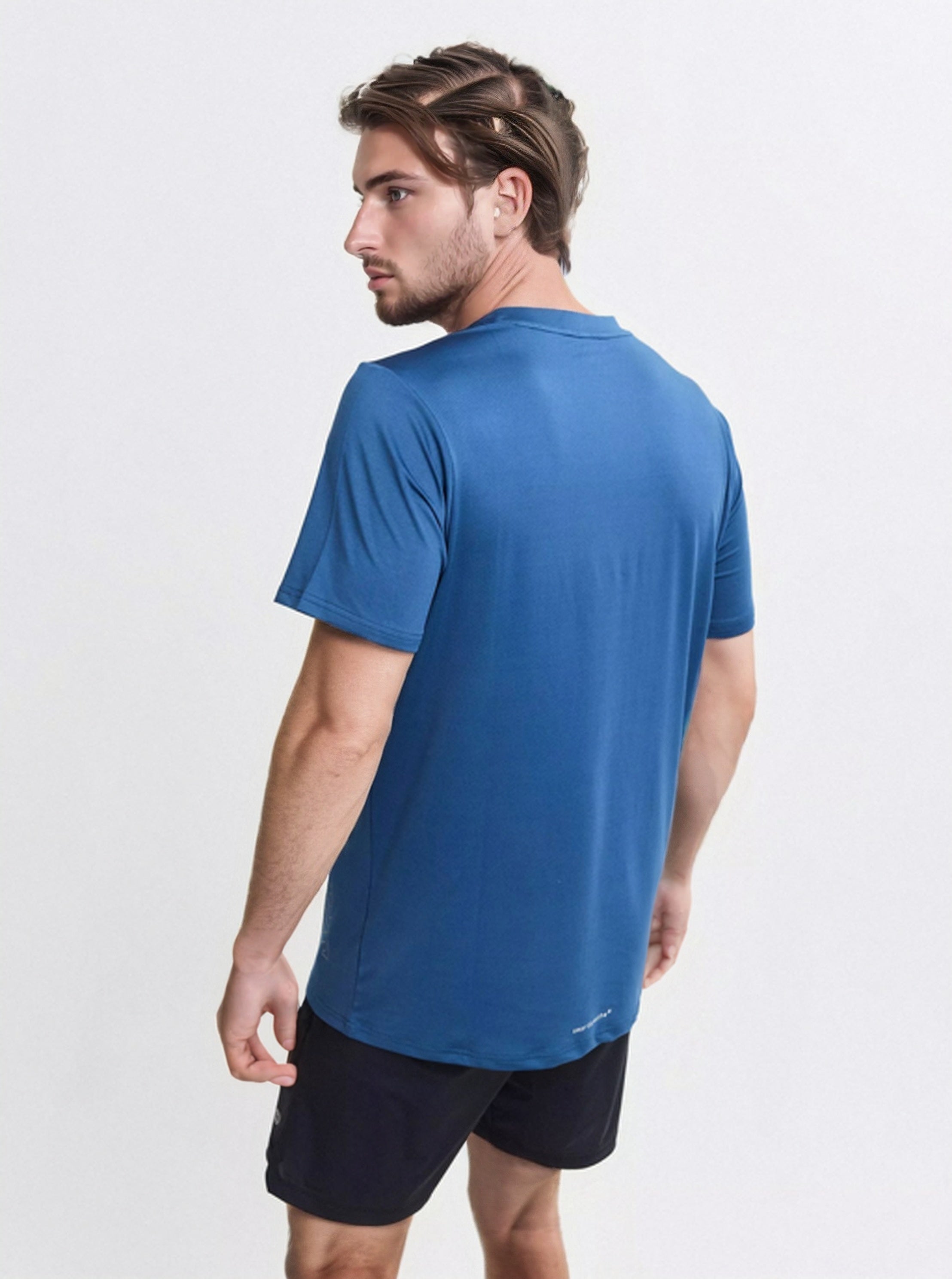 POLERA ESTAMPADO EN COSTADO