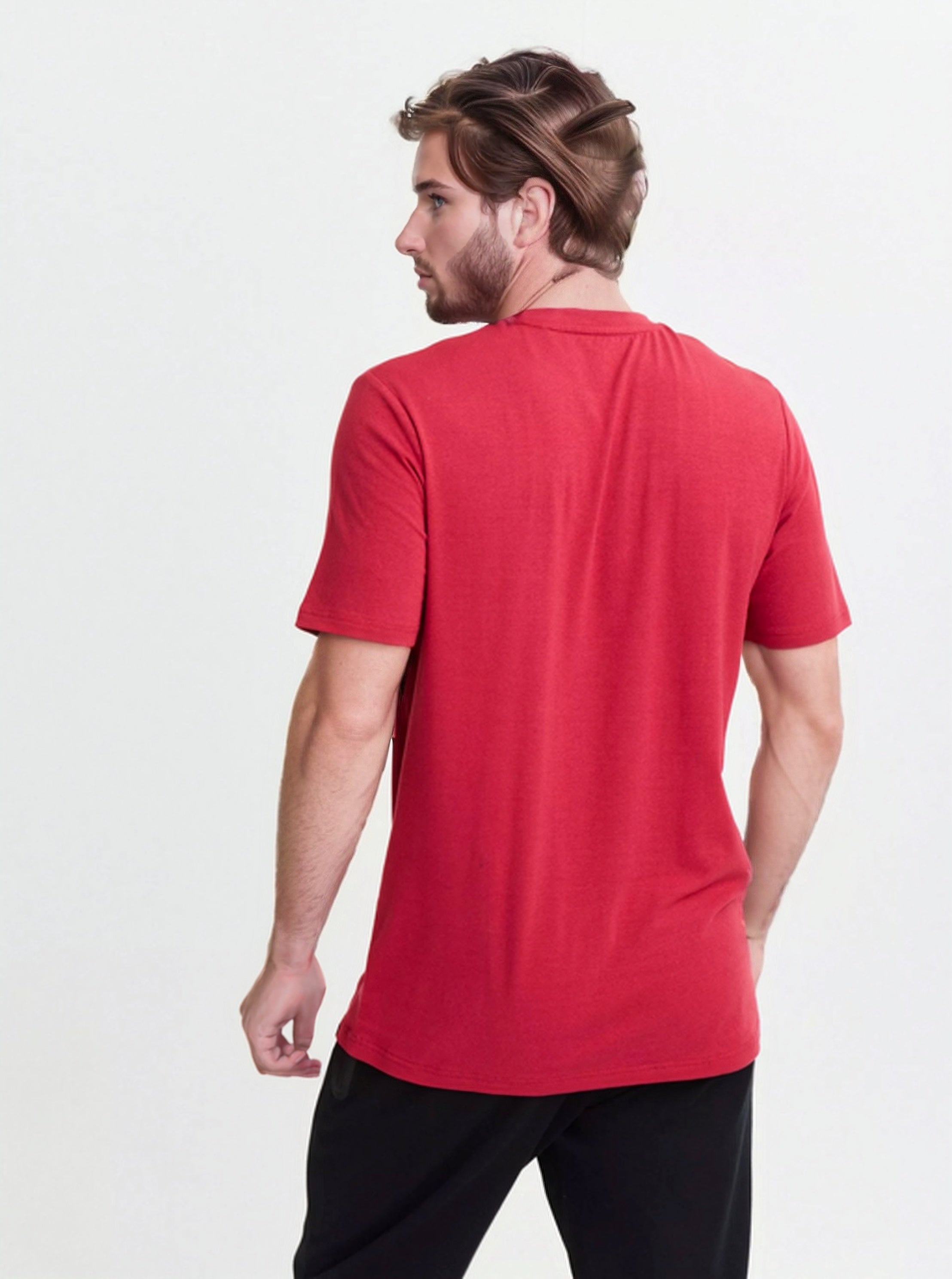 POLERA ESTAMPADA CORTE CURVO