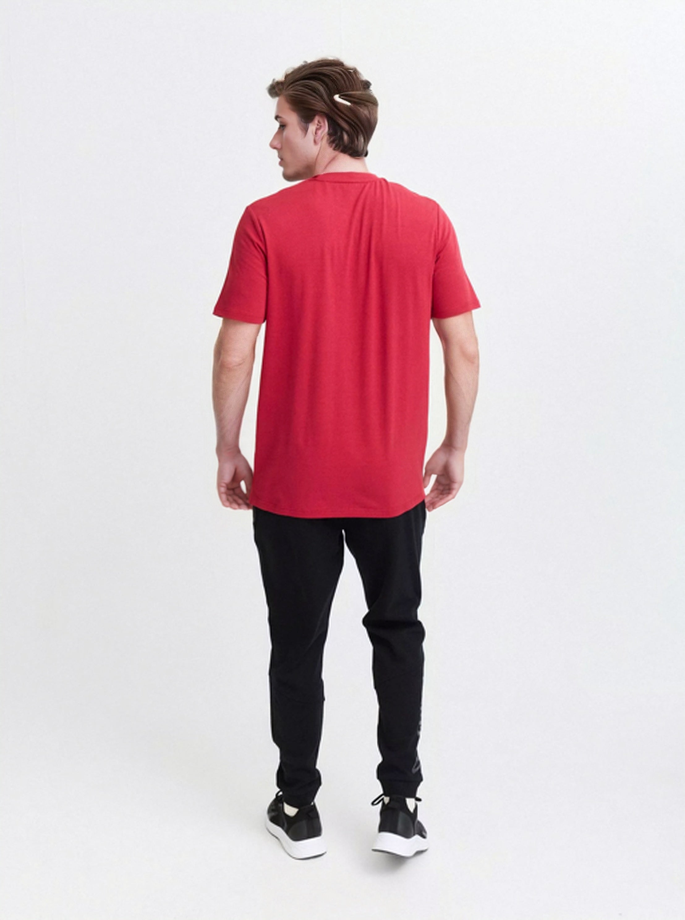 POLERA ESTAMPADA CORTE CURVO