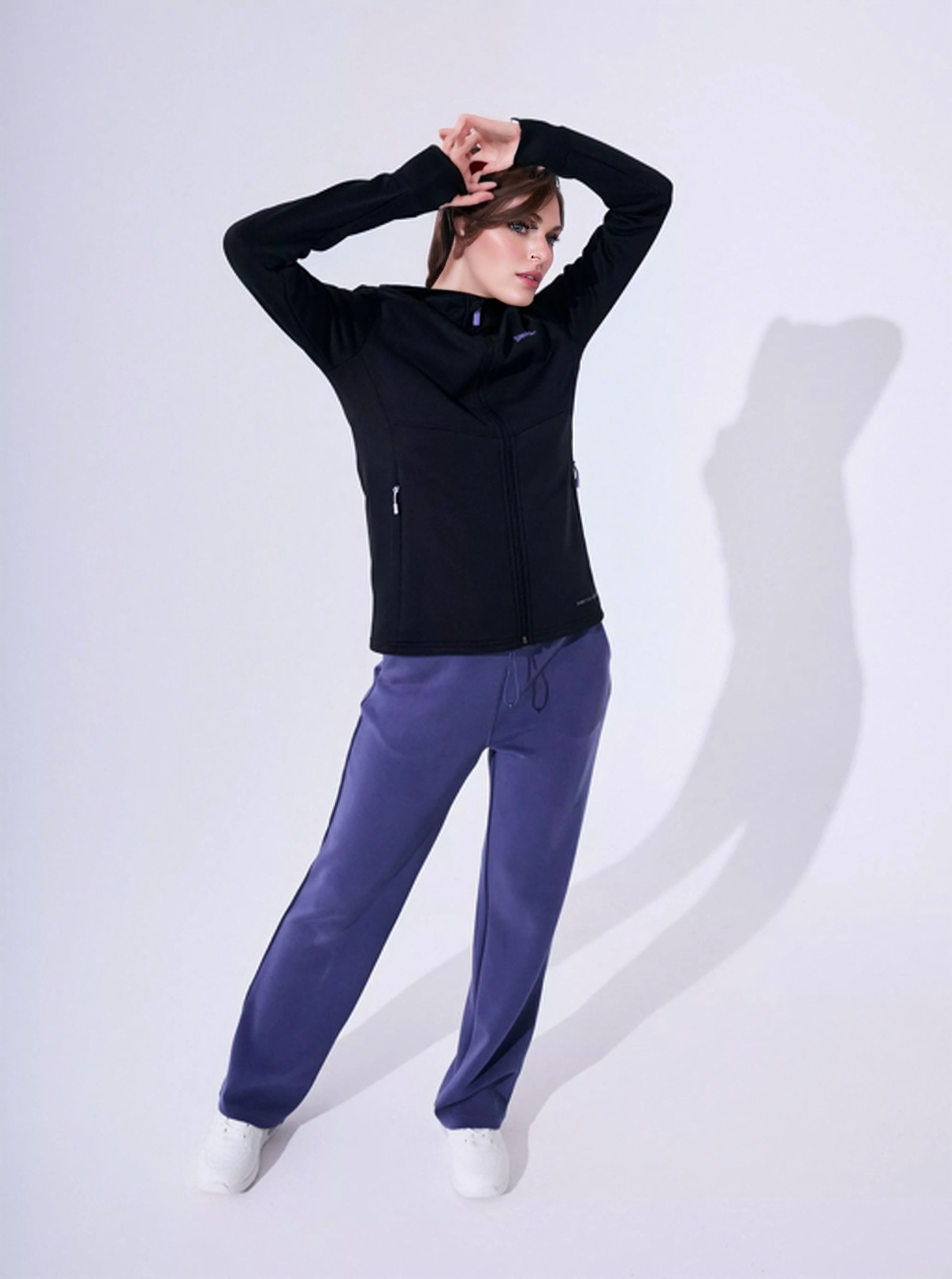 POLERON TECNICO CON GORRO INTERIOR FLEECE