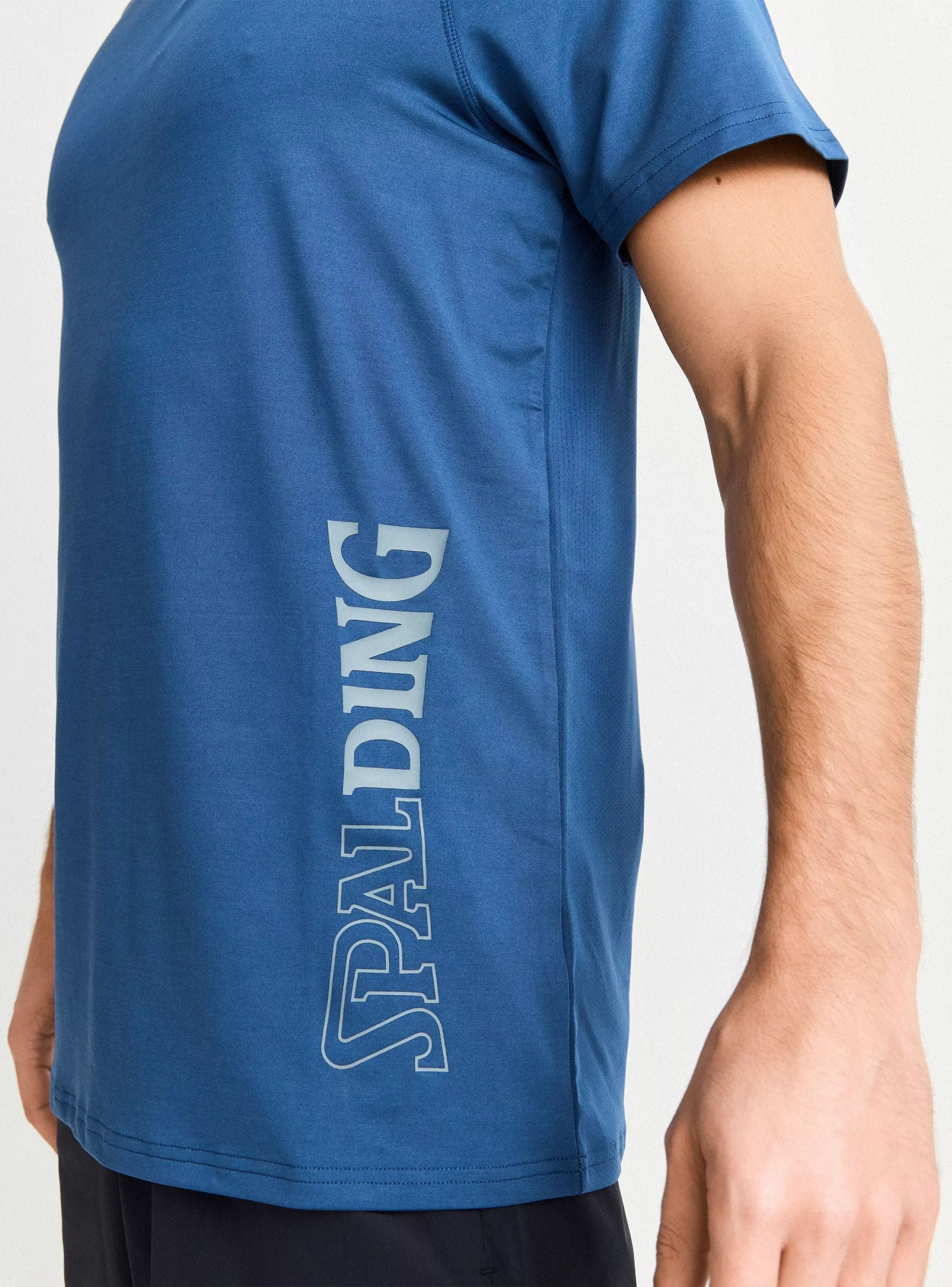 POLERA ESTAMPADO EN COSTADO