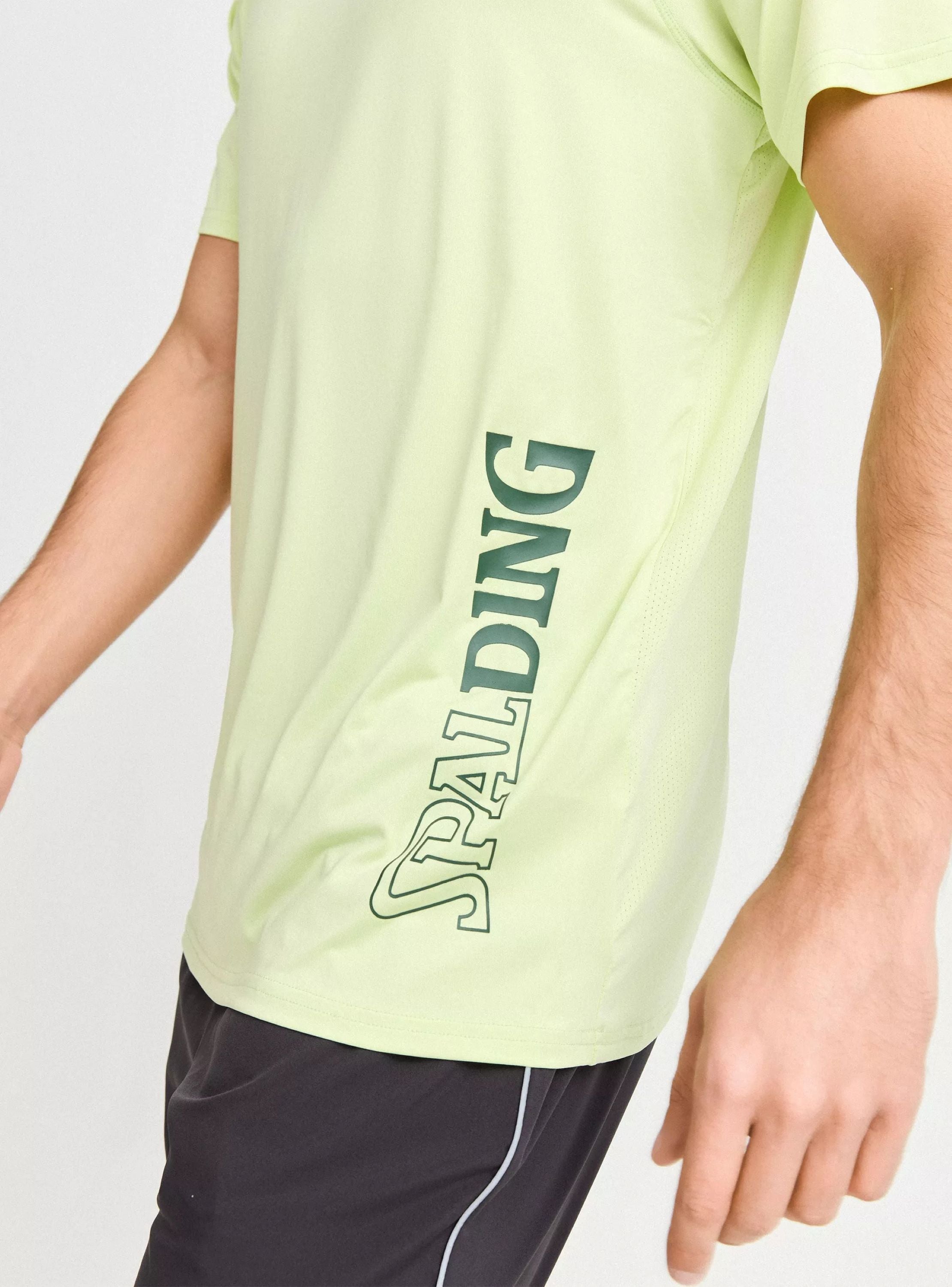 POLERA ESTAMPADO EN COSTADO